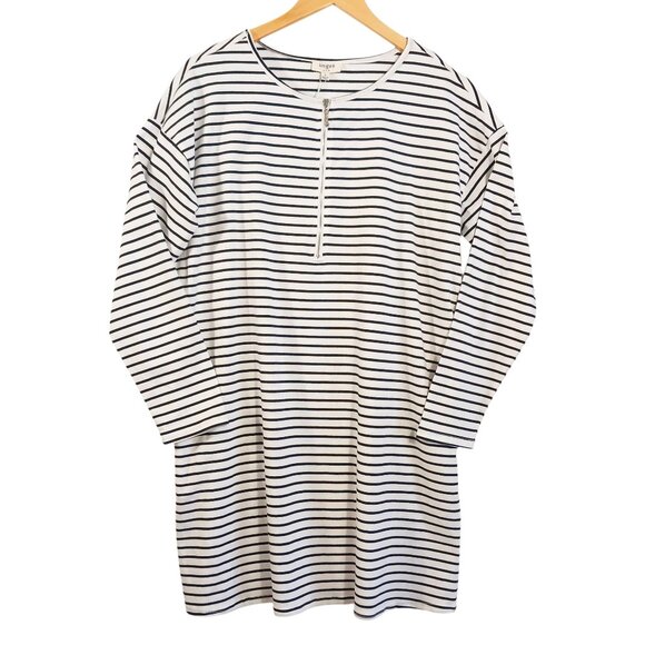 Umgee Dresses & Skirts - Umgee, NWT Oversized, Black and White Striped Mini Dress, Long Sleeve, Small